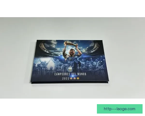 世界杯官方合作伙伴宣布将在赛事现场赠送限量版纪念衣物助力球迷热情参与